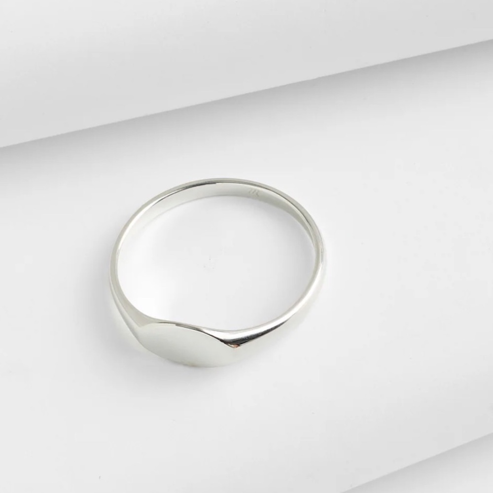 Demi-Fine Petite Signet Ring- Madewell